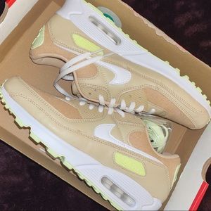 Brand New Nike Air Max 90 W11.5 M10